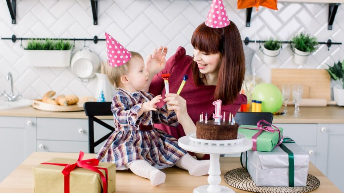 Choosing the Perfect First Birthday GiftChoosing the Perfect First Birthday Gift